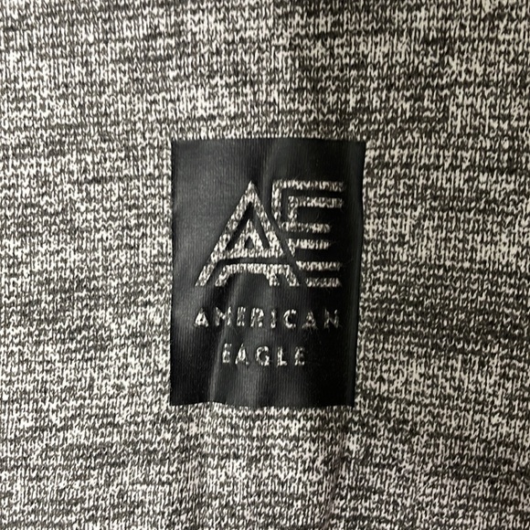 American Eagle Outfitters Short Sleeve Tee Shirt - Picture 2 of 5